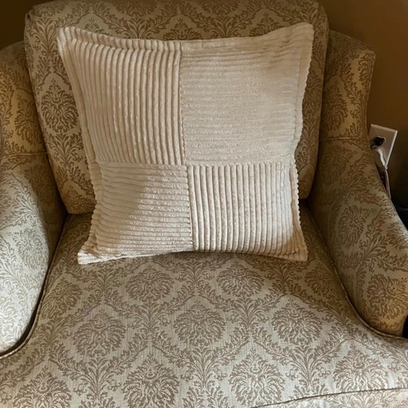 Pillow Covers with Splicing Set of 2 Super Soft - Picture 2 of 6